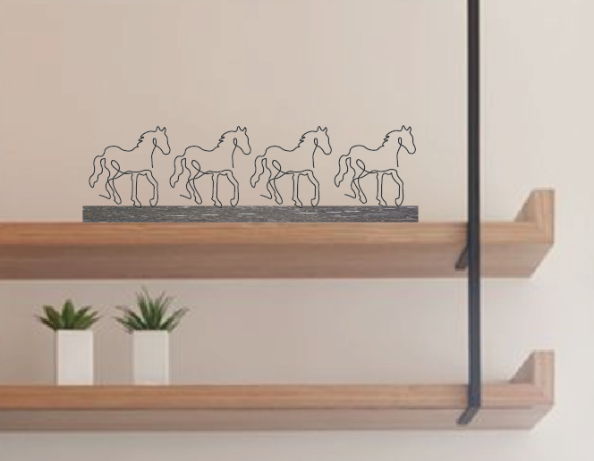 CUATRO CABALLOS