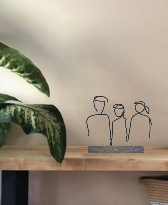 TRES HERMANOS